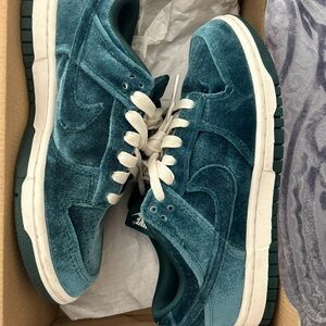Dunks 4.5y